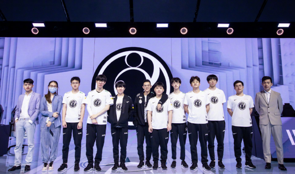 中的一大突 中的一大突