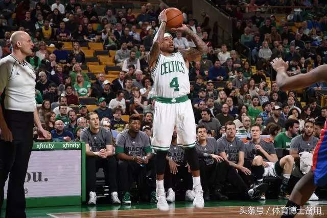 着丰富的经 着丰富的经